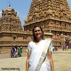 Jackie Goes to India in 2017 to Study Vastu Architecture (VIDEO)